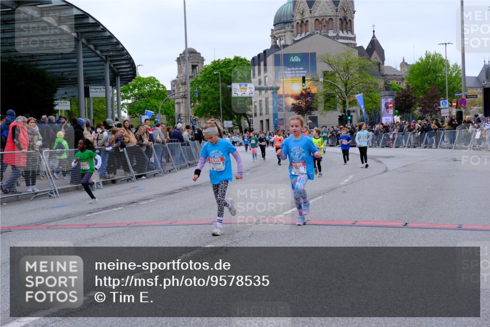 25.04.2026 - Das Zehntel Tim E. http://msf.ph/oto/9578535 25.04.2026 11:04:03 Ziel 5846, 5974, 6271, 6346, 6368, 6560, 6794, 6808, 7449, 7450, 7458, 7470, 7649, 7822, 7847, 7864 meine-sportfotos.de