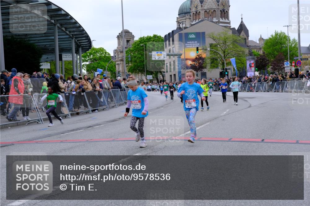 25.04.2026 - Das Zehntel Tim E. http://msf.ph/oto/9578536 25.04.2026 11:04:03 Ziel 5846, 5974, 6271, 6346, 6368, 6560, 6794, 6808, 7449, 7450, 7458, 7470, 7649, 7822, 7847, 7864 meine-sportfotos.de