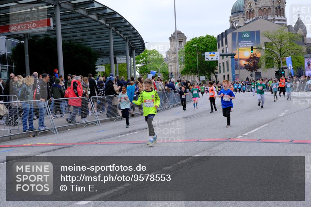 25.04.2026 - Das Zehntel Tim E. http://msf.ph/oto/9578553 25.04.2026 11:04:07 Ziel 5846, 5974, 6271, 6272, 6346, 6368, 6612, 6794, 6808, 7099, 7649, 7817 meine-sportfotos.de