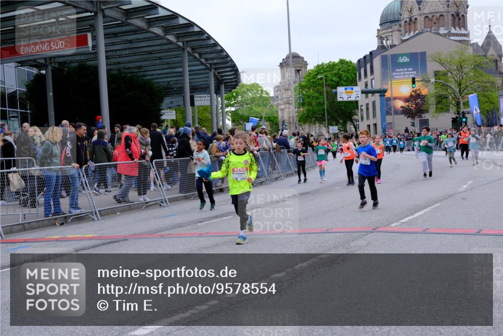 25.04.2026 - Das Zehntel Tim E. http://msf.ph/oto/9578554 25.04.2026 11:04:07 Ziel 5846, 5974, 6271, 6272, 6346, 6368, 6612, 6794, 6808, 7099, 7649, 7817 meine-sportfotos.de