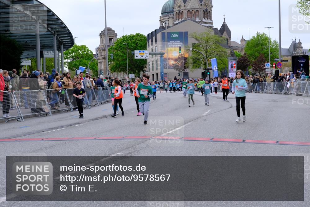 25.04.2026 - Das Zehntel Tim E. http://msf.ph/oto/9578567 25.04.2026 11:04:10 Ziel 5846, 5974, 6271, 6272, 6612, 6794, 6808, 7099, 7355, 7367, 7404, 7446, 7481, 7766, 7817 meine-sportfotos.de