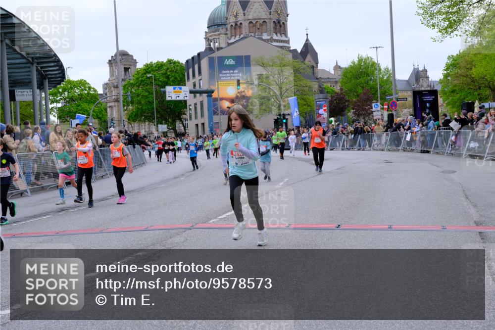 25.04.2026 - Das Zehntel Tim E. http://msf.ph/oto/9578573 25.04.2026 11:04:11 Ziel 5846, 5974, 6271, 6272, 6612, 7099, 7355, 7367, 7404, 7446, 7481, 7766, 7817 meine-sportfotos.de