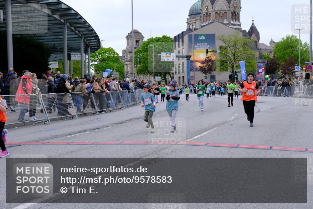 25.04.2026 - Das Zehntel Tim E. http://msf.ph/oto/9578583 25.04.2026 11:04:14 Ziel 5917, 5965, 5974, 6271, 6272, 6612, 7099, 7274, 7355, 7367, 7404, 7446, 7481, 7766, 7817 meine-sportfotos.de