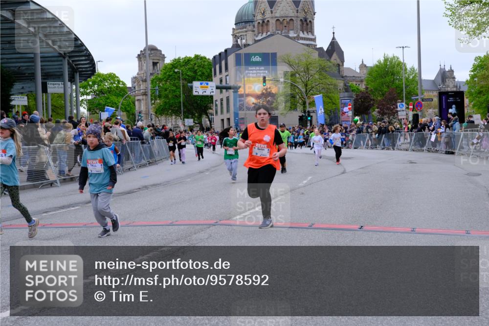 25.04.2026 - Das Zehntel Tim E. http://msf.ph/oto/9578592 25.04.2026 11:04:15 Ziel 5917, 5965, 5974, 6272, 6612, 7099, 7274, 7355, 7367, 7404, 7446, 7481, 7766, 7817 meine-sportfotos.de