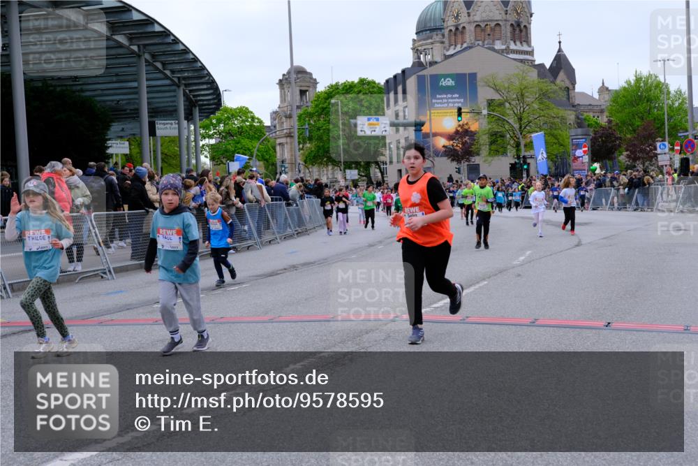 25.04.2026 - Das Zehntel Tim E. http://msf.ph/oto/9578595 25.04.2026 11:04:16 Ziel 5043, 5044, 5917, 5965, 6272, 6612, 7099, 7274, 7355, 7367, 7404, 7446, 7481, 7766, 7817 meine-sportfotos.de