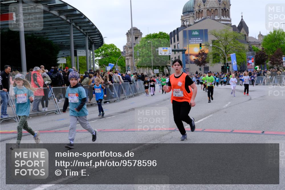 25.04.2026 - Das Zehntel Tim E. http://msf.ph/oto/9578596 25.04.2026 11:04:16 Ziel 5043, 5044, 5917, 5965, 6272, 6612, 7099, 7274, 7355, 7367, 7404, 7446, 7481, 7766, 7817 meine-sportfotos.de