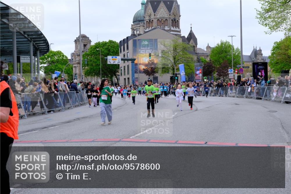 25.04.2026 - Das Zehntel Tim E. http://msf.ph/oto/9578600 25.04.2026 11:04:17 Ziel 5043, 5044, 5917, 5965, 6272, 6612, 7274, 7355, 7367, 7404, 7446, 7481, 7766, 7817 meine-sportfotos.de