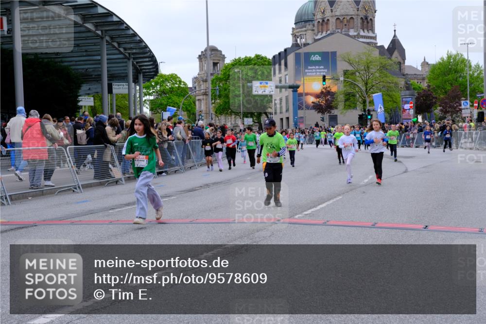 25.04.2026 - Das Zehntel Tim E. http://msf.ph/oto/9578609 25.04.2026 11:04:19 Ziel 5043, 5044, 5917, 5965, 6110, 6612, 7143, 7274, 7344, 7355, 7367, 7404, 7446, 7481, 7766 meine-sportfotos.de