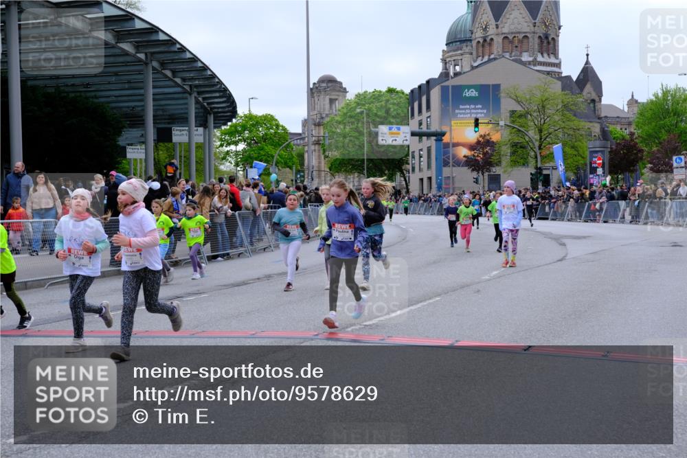 25.04.2026 - Das Zehntel Tim E. http://msf.ph/oto/9578629 25.04.2026 11:05:07 Ziel 5051, 5096, 5121, 5124, 5172, 6480, 6481, 6587, 6773, 6851, 7210, 7213, 7215, 7216, 7268, 7295, 7416, 7471, 7564, 7578, 7589, 7637, 7645 meine-sportfotos.de