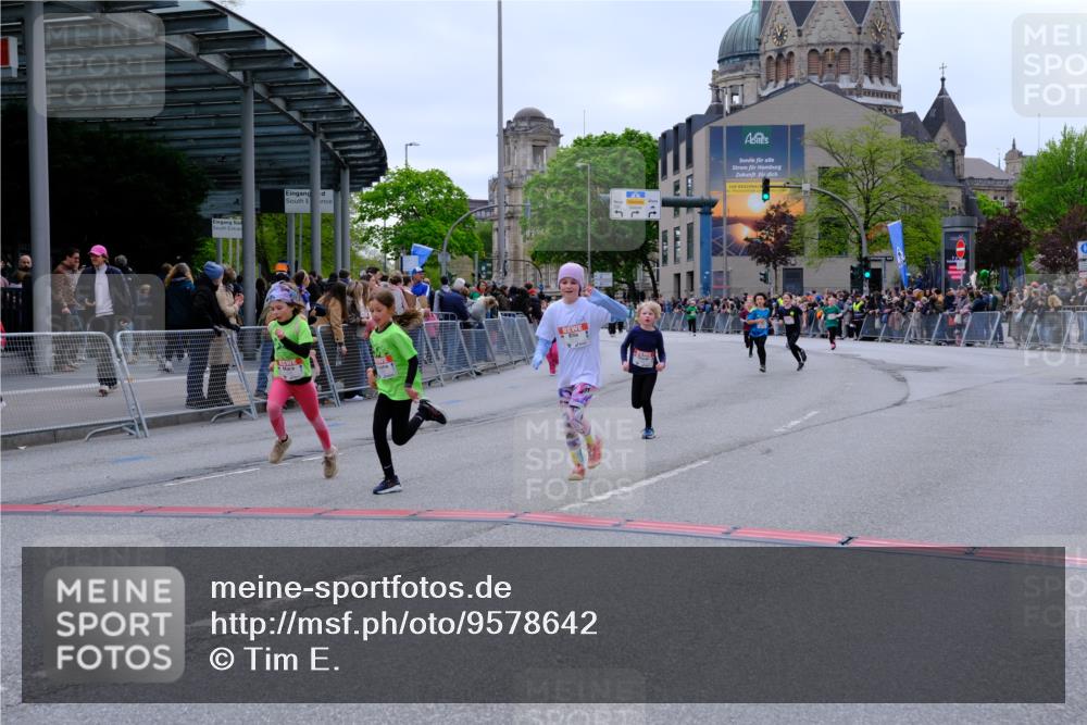 25.04.2026 - Das Zehntel Tim E. http://msf.ph/oto/9578642 25.04.2026 11:05:11 Ziel 5051, 5172, 6195, 6241, 6480, 6481, 6587, 6739, 6765, 7210, 7213, 7215, 7216, 7268, 7295, 7416, 7564, 7578, 7589, 7637, 7645 meine-sportfotos.de