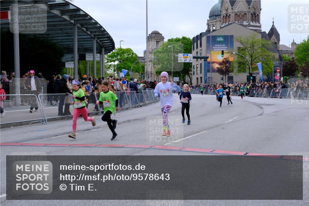 25.04.2026 - Das Zehntel Tim E. http://msf.ph/oto/9578643 25.04.2026 11:05:11 Ziel 5051, 5172, 6195, 6241, 6480, 6481, 6587, 6739, 6765, 7210, 7213, 7215, 7216, 7268, 7295, 7416, 7564, 7578, 7589, 7637, 7645 meine-sportfotos.de