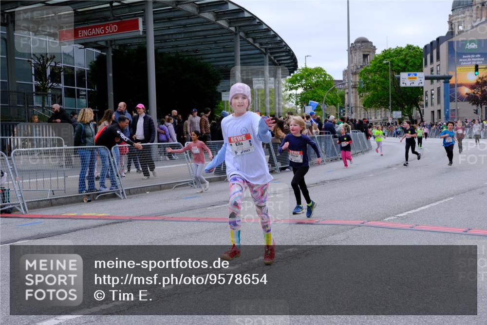 25.04.2026 - Das Zehntel Tim E. http://msf.ph/oto/9578654 25.04.2026 11:05:12 Ziel 5051, 5172, 6195, 6241, 6480, 6481, 6587, 6739, 6765, 7210, 7213, 7215, 7216, 7268, 7295, 7578, 7589, 7637, 7645 meine-sportfotos.de