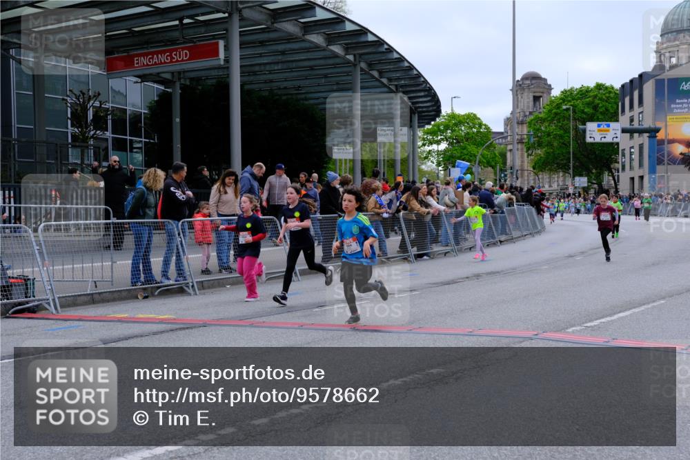 25.04.2026 - Das Zehntel Tim E. http://msf.ph/oto/9578662 25.04.2026 11:05:16 Ziel 5172, 6195, 6197, 6241, 6587, 6739, 6765, 7217, 7268, 7295, 7774, 7777 meine-sportfotos.de