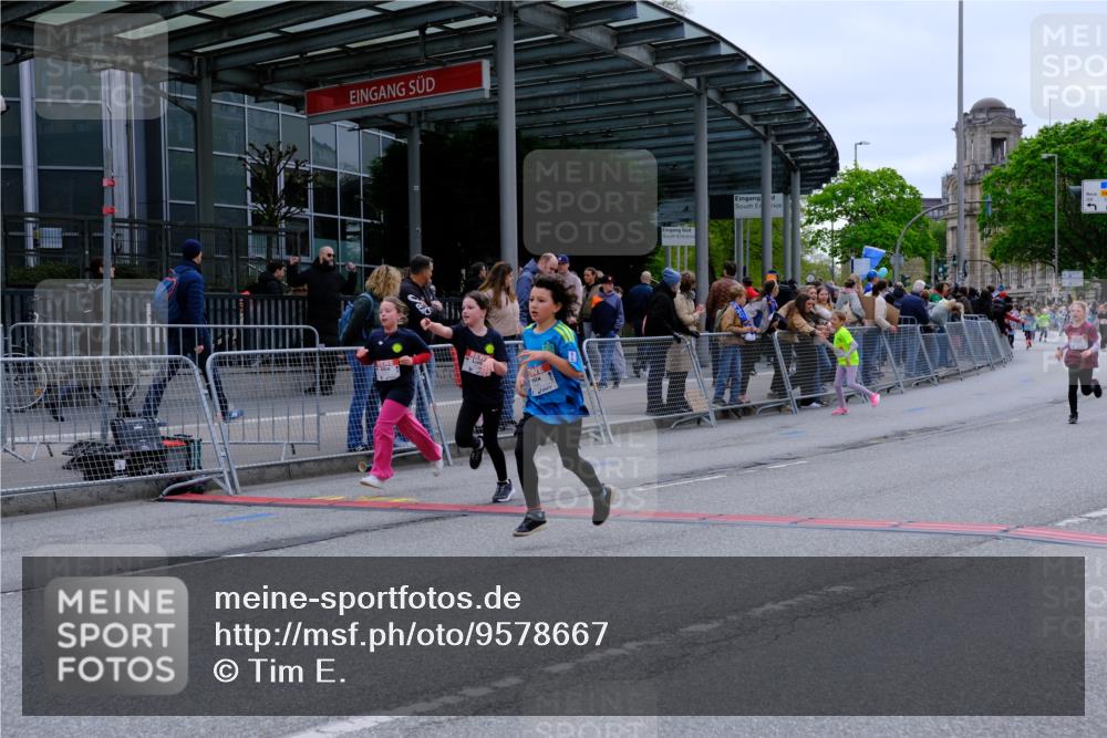 25.04.2026 - Das Zehntel Tim E. http://msf.ph/oto/9578667 25.04.2026 11:05:16 Ziel 5172, 6195, 6197, 6241, 6587, 6739, 6765, 7217, 7268, 7295, 7774, 7777 meine-sportfotos.de