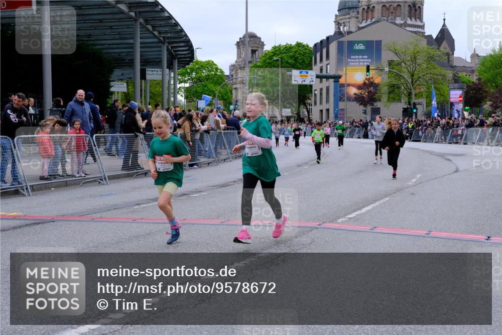 25.04.2026 - Das Zehntel Tim E. http://msf.ph/oto/9578672 25.04.2026 11:05:20 Ziel 6195, 6197, 6241, 6739, 6765, 6934, 7217, 7281, 7774, 7777, 18087 meine-sportfotos.de