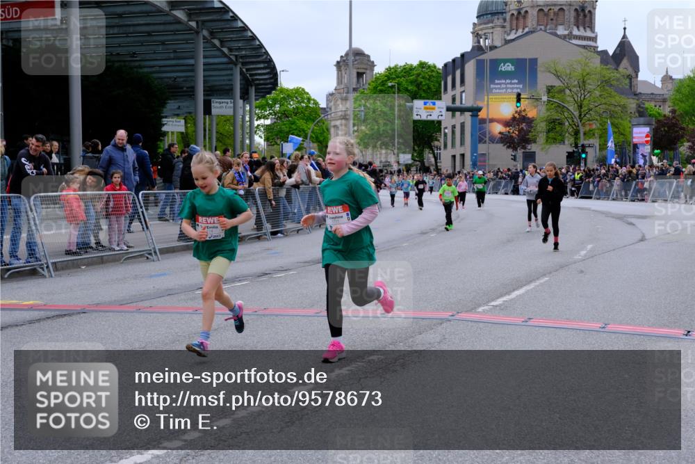 25.04.2026 - Das Zehntel Tim E. http://msf.ph/oto/9578673 25.04.2026 11:05:20 Ziel 6195, 6197, 6241, 6739, 6765, 6934, 7217, 7281, 7774, 7777, 18087 meine-sportfotos.de