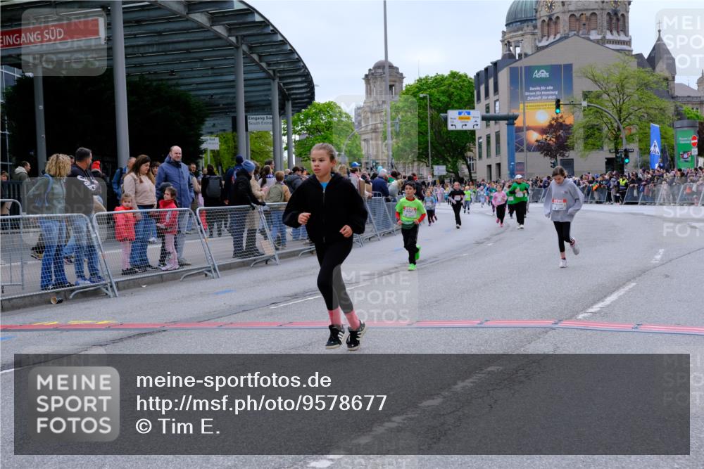 25.04.2026 - Das Zehntel Tim E. http://msf.ph/oto/9578677 25.04.2026 11:05:24 Ziel 6197, 6934, 7217, 7281, 7774, 7777, 18087 meine-sportfotos.de