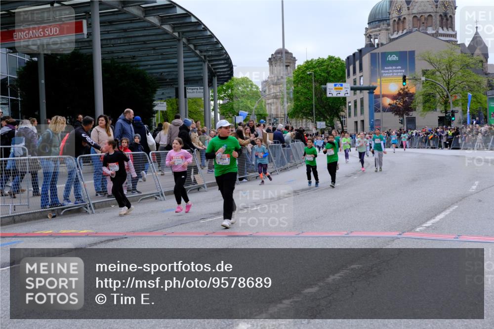 25.04.2026 - Das Zehntel Tim E. http://msf.ph/oto/9578689 25.04.2026 11:05:31 Ziel 5191, 5843, 5845, 5890, 6985, 7281, 7454, 7460, 7892, 7894, 7902, 18087 meine-sportfotos.de