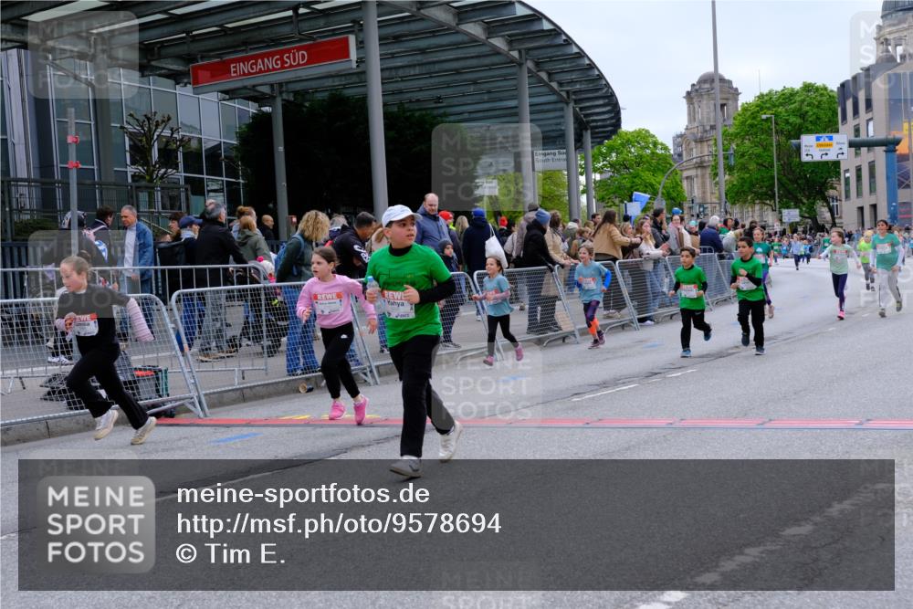 25.04.2026 - Das Zehntel Tim E. http://msf.ph/oto/9578694 25.04.2026 11:05:32 Ziel 5191, 5843, 5845, 5890, 6985, 7281, 7454, 7460, 7892, 7894, 7902, 18087 meine-sportfotos.de