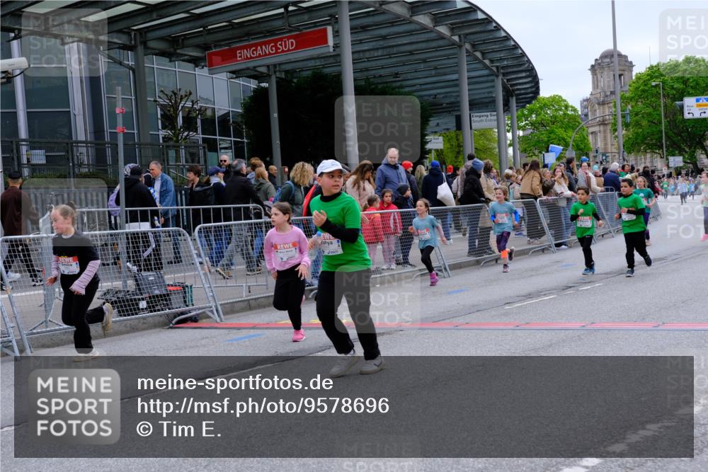 25.04.2026 - Das Zehntel Tim E. http://msf.ph/oto/9578696 25.04.2026 11:05:32 Ziel 5191, 5843, 5845, 5890, 6985, 7281, 7454, 7460, 7892, 7894, 7902, 18087 meine-sportfotos.de