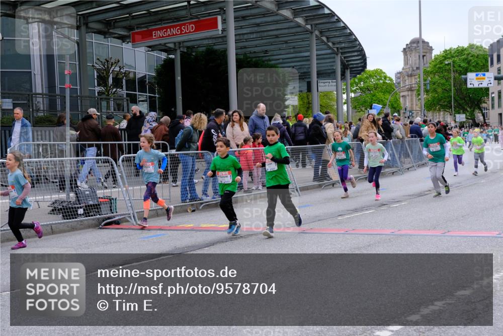 25.04.2026 - Das Zehntel Tim E. http://msf.ph/oto/9578704 25.04.2026 11:05:35 Ziel 5191, 5843, 5845, 5890, 6985, 7068, 7083, 7454, 7460, 7892, 7894, 7902 meine-sportfotos.de