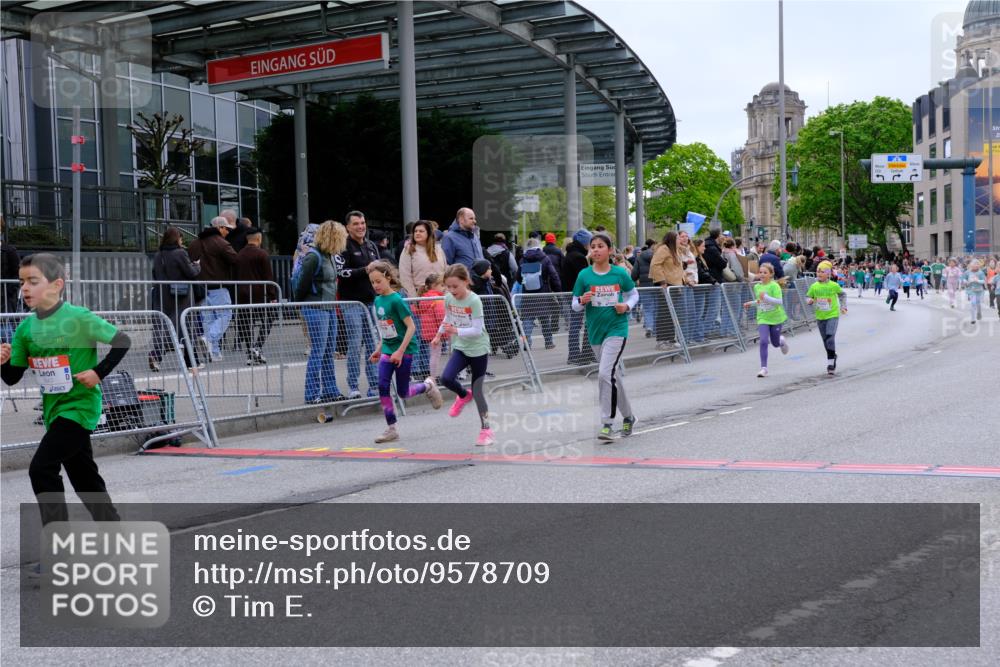 25.04.2026 - Das Zehntel Tim E. http://msf.ph/oto/9578709 25.04.2026 11:05:36 Ziel 5191, 5843, 5845, 5890, 6985, 7068, 7083, 7454, 7460, 7892, 7894, 7902 meine-sportfotos.de