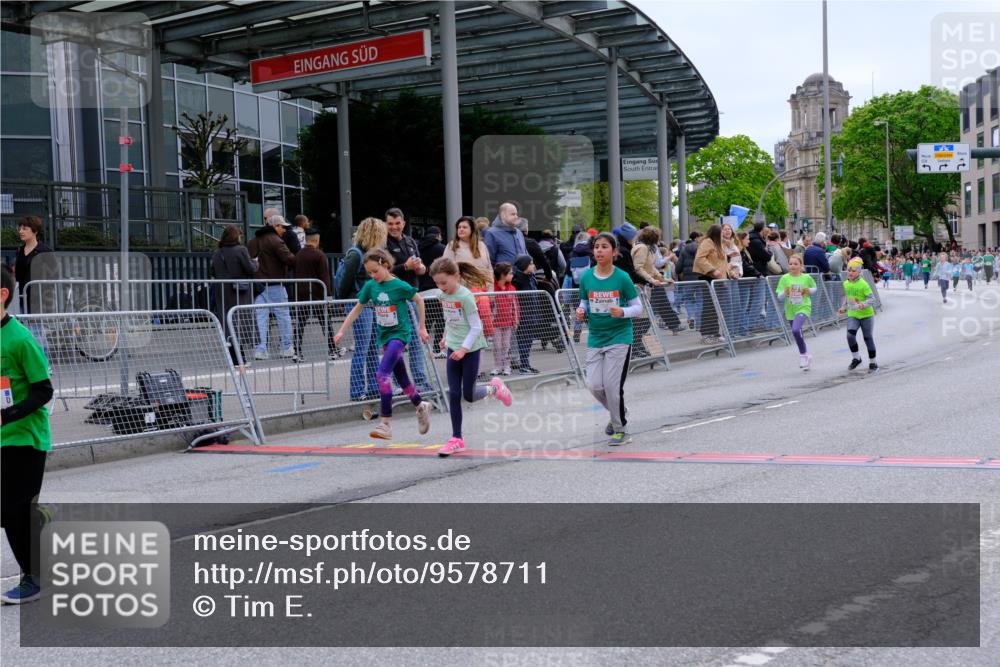 25.04.2026 - Das Zehntel Tim E. http://msf.ph/oto/9578711 25.04.2026 11:05:36 Ziel 5191, 5843, 5845, 5890, 6985, 7068, 7083, 7454, 7460, 7892, 7894, 7902 meine-sportfotos.de