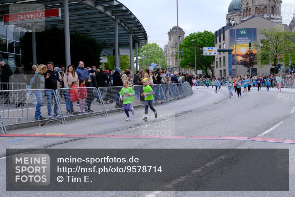 25.04.2026 - Das Zehntel Tim E. http://msf.ph/oto/9578714 25.04.2026 11:05:37 Ziel 5191, 5843, 5845, 5890, 6985, 7068, 7083, 7454, 7460, 7892, 7894, 7902 meine-sportfotos.de