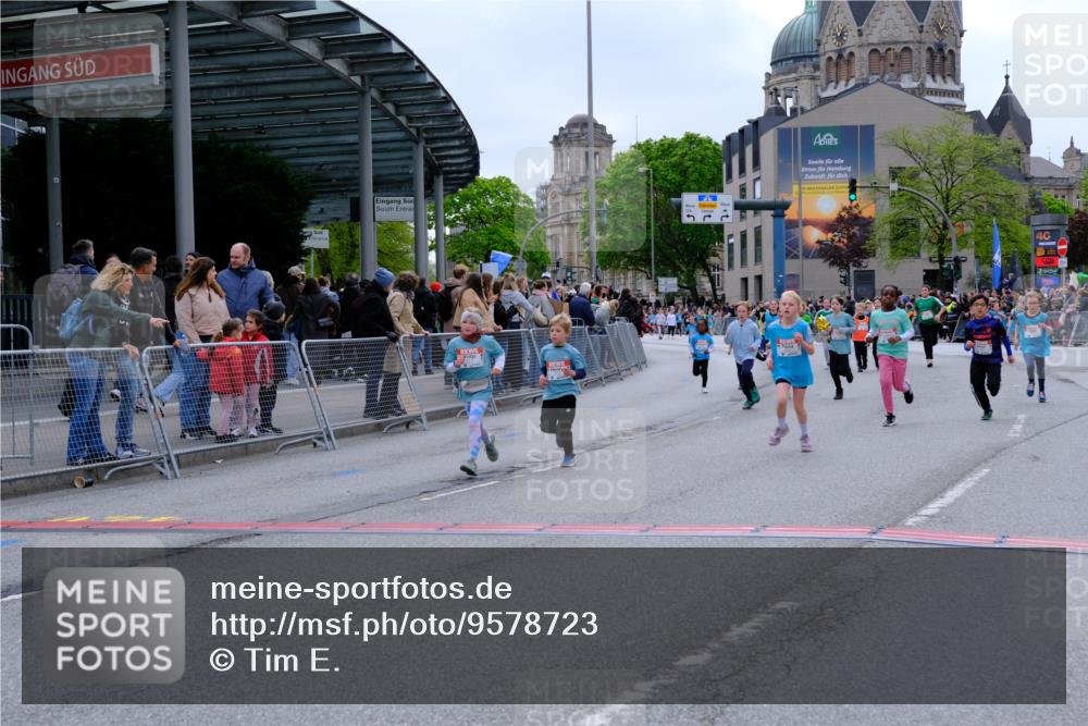 25.04.2026 - Das Zehntel Tim E. http://msf.ph/oto/9578723 25.04.2026 11:05:44 Ziel 5637, 5640, 5893, 5919, 6002, 6621, 6626, 6769, 6775, 7068, 7083, 7415, 7418, 7580, 7614 meine-sportfotos.de