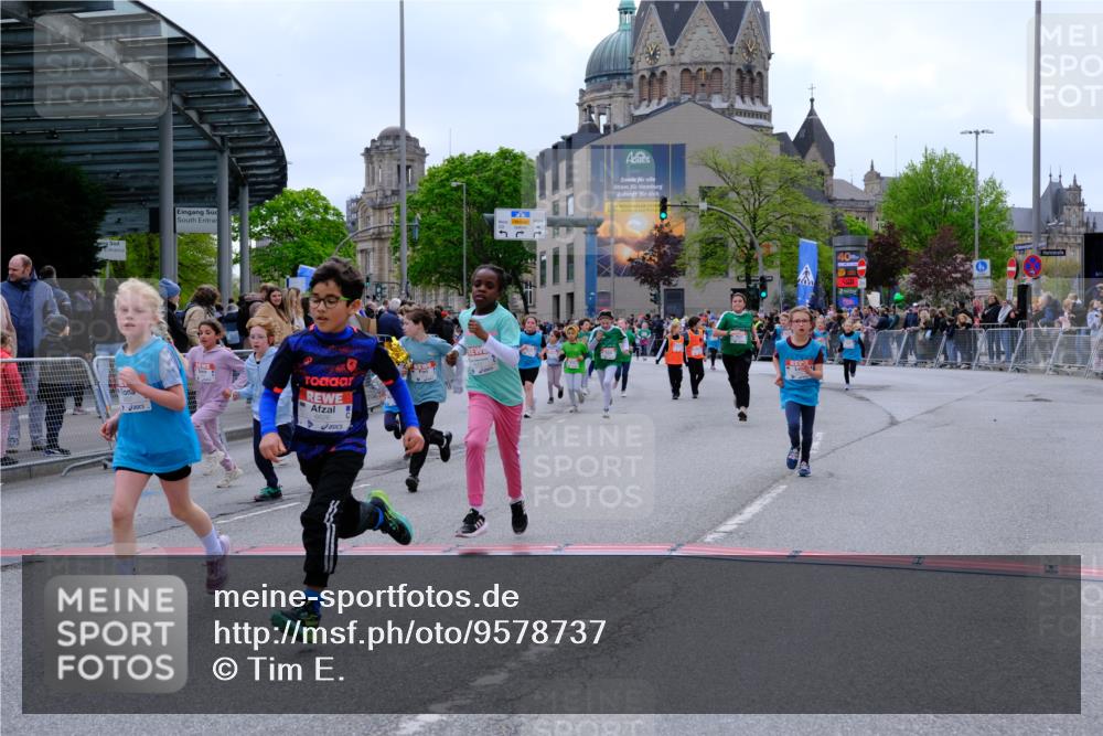 25.04.2026 - Das Zehntel Tim E. http://msf.ph/oto/9578737 25.04.2026 11:05:46 Ziel 5618, 5622, 5637, 5640, 5642, 5893, 5919, 6002, 6621, 6626, 6769, 6775, 7415, 7418, 7580, 7614, 7871 meine-sportfotos.de