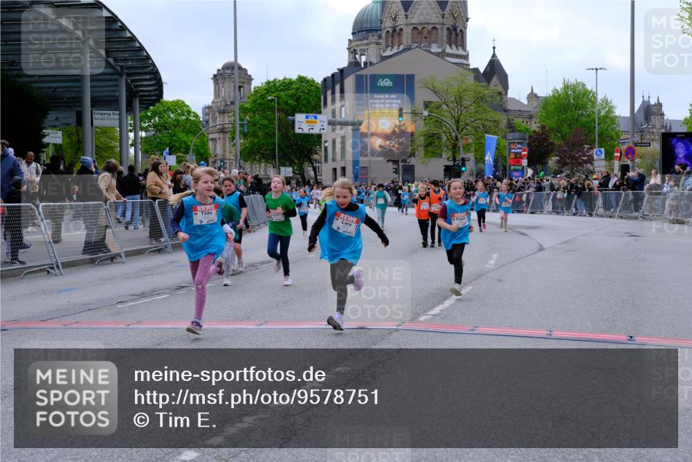 25.04.2026 - Das Zehntel Tim E. http://msf.ph/oto/9578751 25.04.2026 11:05:51 Ziel 5607, 5618, 5620, 5622, 5637, 5640, 5642, 5766, 5893, 5919, 6002, 6469, 6621, 6626, 6769, 6775, 6796, 6807, 7189, 7353, 7354, 7415, 7418, 7580, 7614, 7816, 7871 meine-sportfotos.de