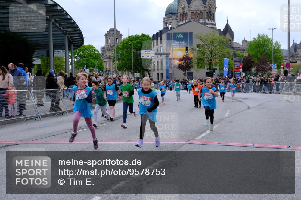 25.04.2026 - Das Zehntel Tim E. http://msf.ph/oto/9578753 25.04.2026 11:05:51 Ziel 5607, 5618, 5620, 5622, 5637, 5640, 5642, 5766, 5893, 5919, 6002, 6469, 6621, 6626, 6769, 6775, 6796, 6807, 7189, 7353, 7354, 7415, 7418, 7580, 7614, 7816, 7871 meine-sportfotos.de
