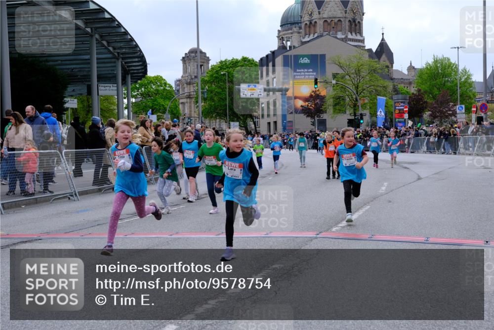 25.04.2026 - Das Zehntel Tim E. http://msf.ph/oto/9578754 25.04.2026 11:05:51 Ziel 5607, 5618, 5620, 5622, 5637, 5640, 5642, 5766, 5893, 5919, 6002, 6469, 6621, 6626, 6769, 6775, 6796, 6807, 7189, 7353, 7354, 7415, 7418, 7580, 7614, 7816, 7871 meine-sportfotos.de