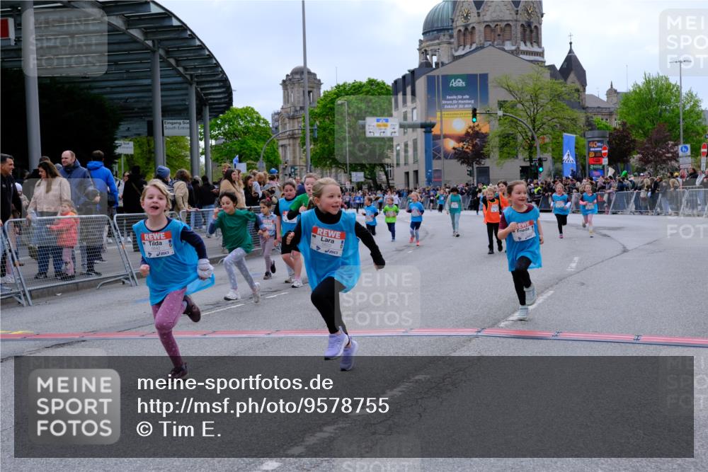 25.04.2026 - Das Zehntel Tim E. http://msf.ph/oto/9578755 25.04.2026 11:05:51 Ziel 5607, 5618, 5620, 5622, 5637, 5640, 5642, 5766, 5893, 5919, 6002, 6469, 6621, 6626, 6769, 6775, 6796, 6807, 7189, 7353, 7354, 7415, 7418, 7580, 7614, 7816, 7871 meine-sportfotos.de