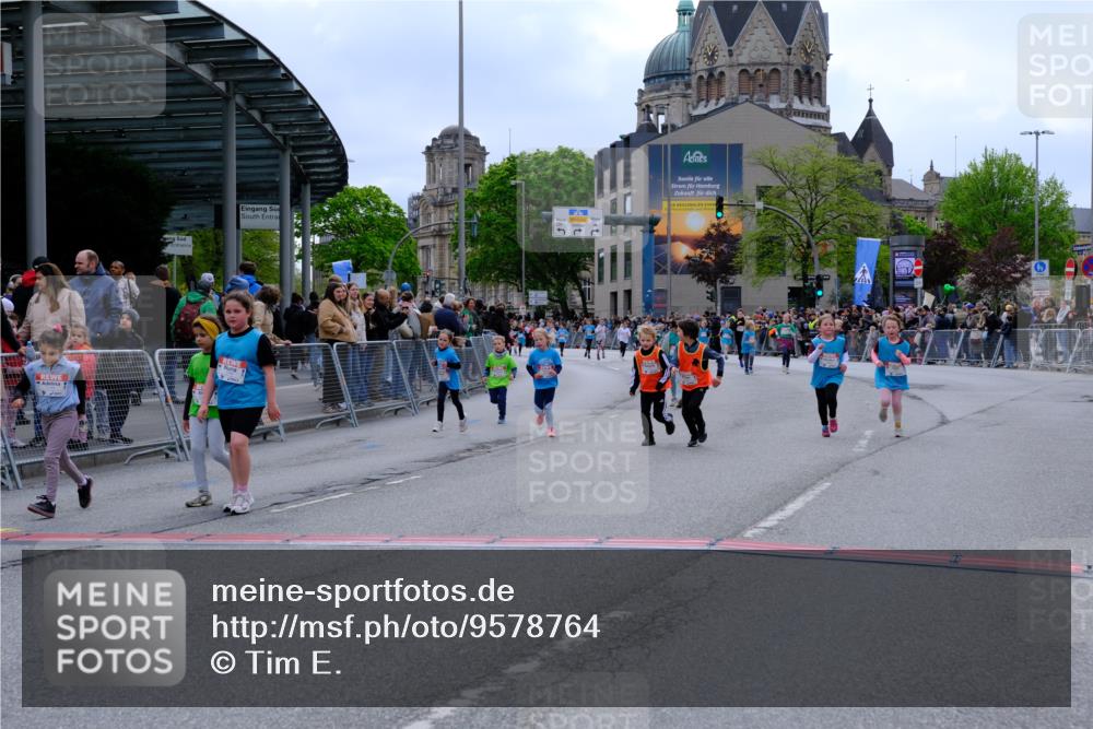 25.04.2026 - Das Zehntel Tim E. http://msf.ph/oto/9578764 25.04.2026 11:05:54 Ziel 5210, 5607, 5618, 5620, 5622, 5640, 5642, 5766, 5877, 5893, 5919, 6469, 6769, 6775, 6796, 6807, 7189, 7353, 7354, 7816, 7871 meine-sportfotos.de