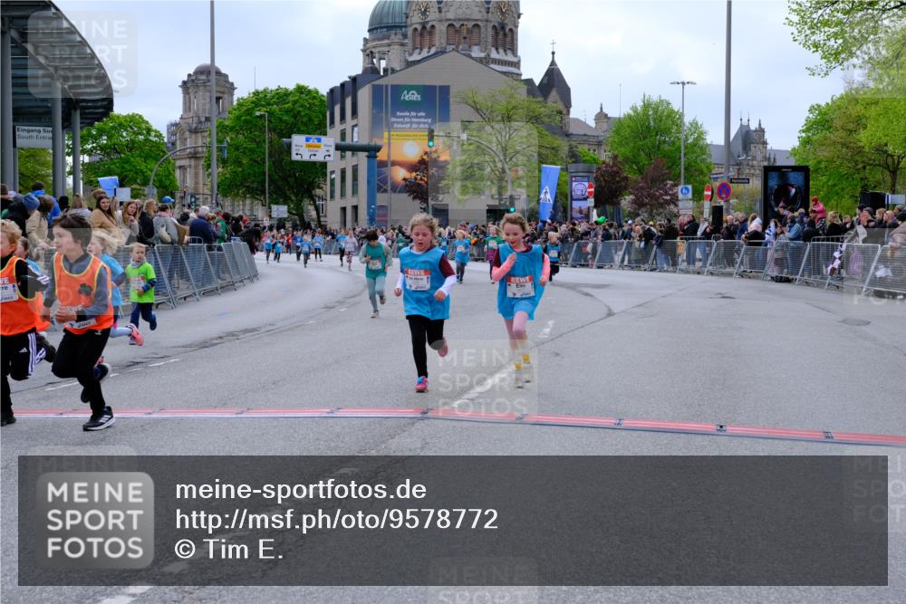 25.04.2026 - Das Zehntel Tim E. http://msf.ph/oto/9578772 25.04.2026 11:05:56 Ziel 5010, 5210, 5607, 5618, 5620, 5622, 5642, 5766, 5877, 6469, 6796, 6807, 7189, 7353, 7354, 7816, 7871 meine-sportfotos.de