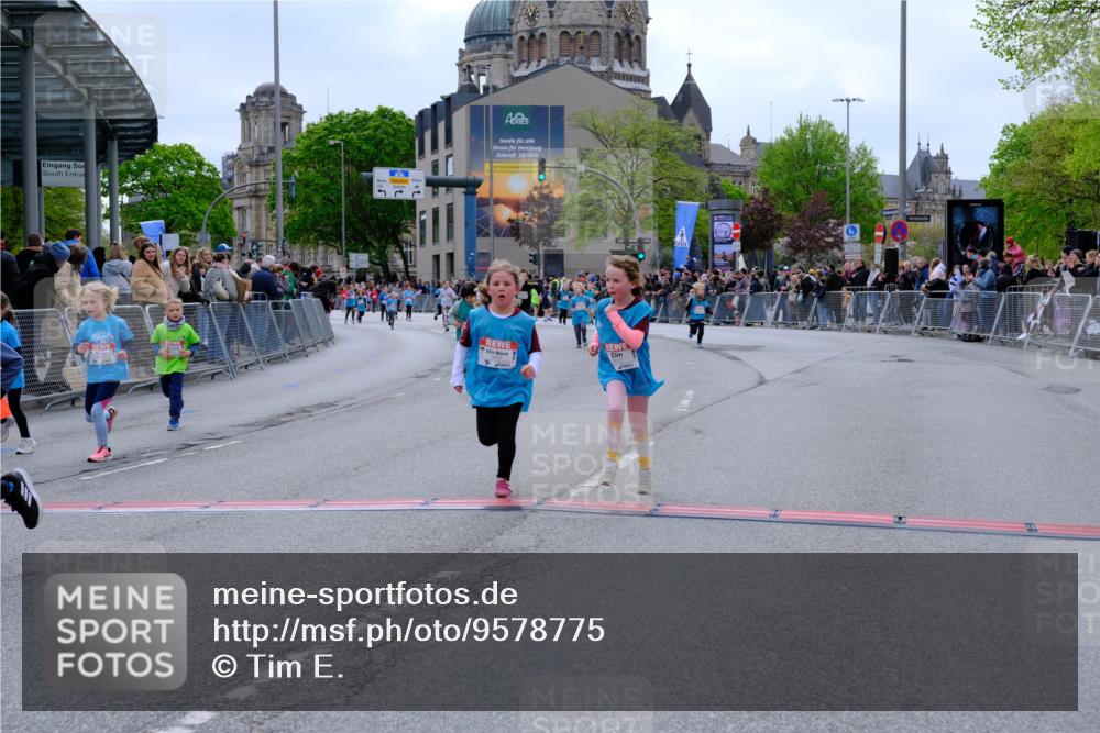25.04.2026 - Das Zehntel Tim E. http://msf.ph/oto/9578775 25.04.2026 11:05:56 Ziel 5010, 5210, 5607, 5618, 5620, 5622, 5642, 5766, 5877, 6469, 6796, 6807, 7189, 7353, 7354, 7816, 7871 meine-sportfotos.de