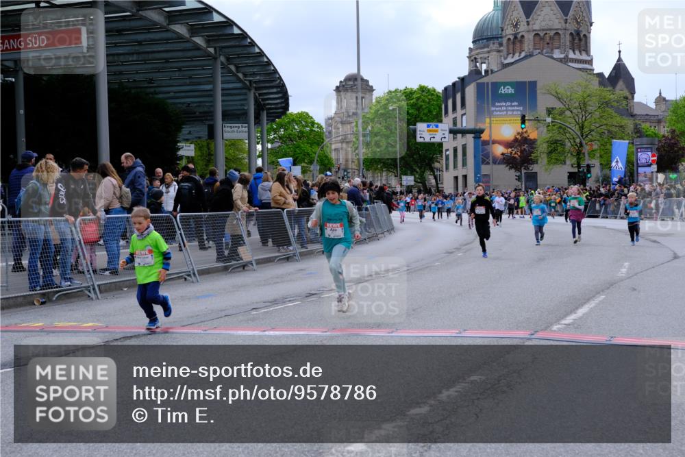 25.04.2026 - Das Zehntel Tim E. http://msf.ph/oto/9578786 25.04.2026 11:05:59 Ziel 5010, 5210, 5607, 5620, 5623, 5639, 5766, 5877, 6445, 6469, 6796, 6807, 7189, 7353, 7354, 7816 meine-sportfotos.de