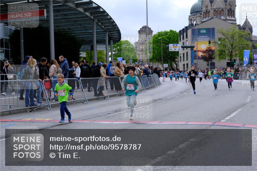 25.04.2026 - Das Zehntel Tim E. http://msf.ph/oto/9578787 25.04.2026 11:05:59 Ziel 5010, 5210, 5607, 5620, 5623, 5639, 5766, 5877, 6445, 6469, 6796, 6807, 7189, 7353, 7354, 7816 meine-sportfotos.de