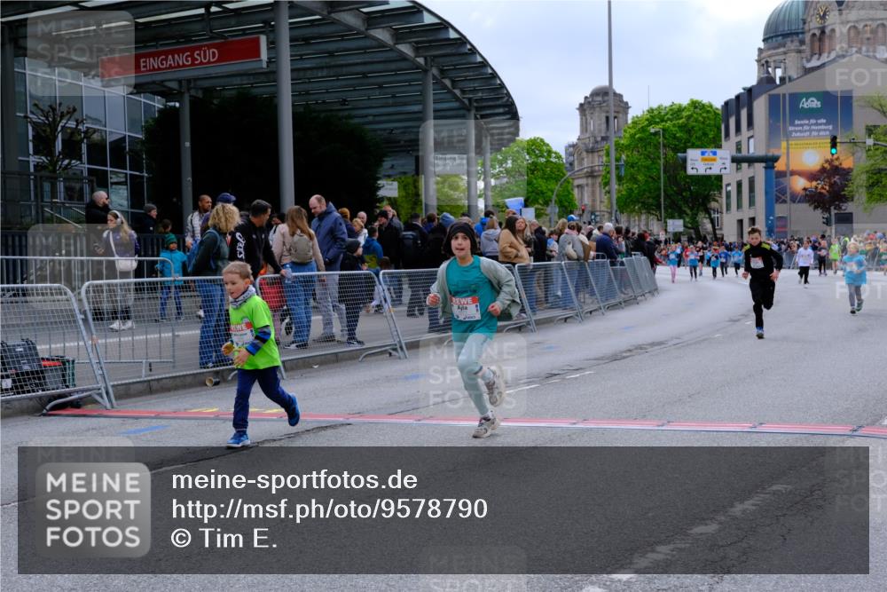 25.04.2026 - Das Zehntel Tim E. http://msf.ph/oto/9578790 25.04.2026 11:05:59 Ziel 5010, 5210, 5607, 5620, 5623, 5639, 5766, 5877, 6445, 6469, 6796, 6807, 7189, 7353, 7354, 7816 meine-sportfotos.de
