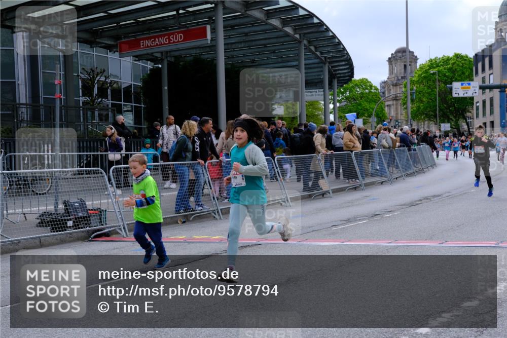25.04.2026 - Das Zehntel Tim E. http://msf.ph/oto/9578794 25.04.2026 11:06:00 Ziel 5010, 5210, 5607, 5620, 5623, 5639, 5766, 5877, 6445, 6469, 6796, 6807, 7189, 7353, 7354 meine-sportfotos.de