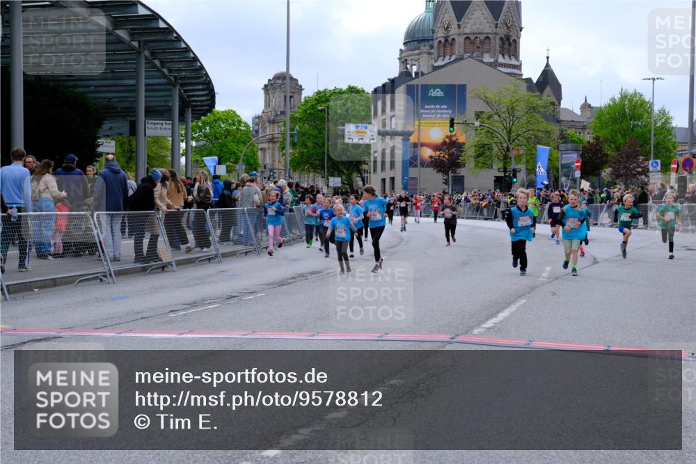 25.04.2026 - Das Zehntel Tim E. http://msf.ph/oto/9578812 25.04.2026 11:06:09 Ziel 5174, 5177, 5611, 5623, 5631, 5639, 5656, 6273, 6445, 6776, 6835, 6841, 6863, 7765, 7786, 7793 meine-sportfotos.de