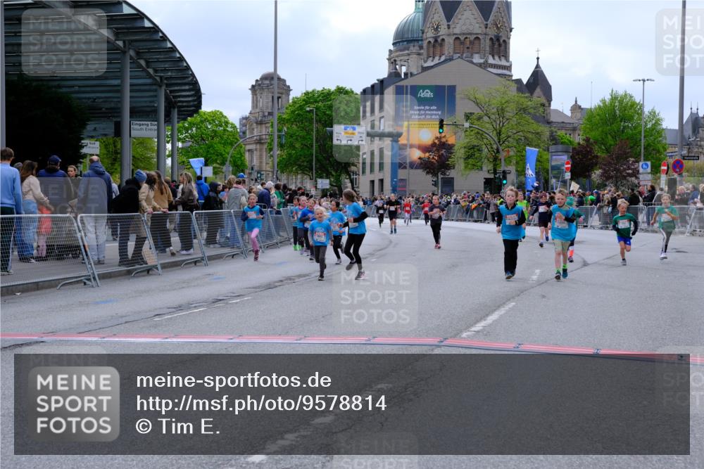 25.04.2026 - Das Zehntel Tim E. http://msf.ph/oto/9578814 25.04.2026 11:06:09 Ziel 5174, 5177, 5611, 5623, 5631, 5639, 5656, 6273, 6445, 6776, 6835, 6841, 6863, 7765, 7786, 7793 meine-sportfotos.de