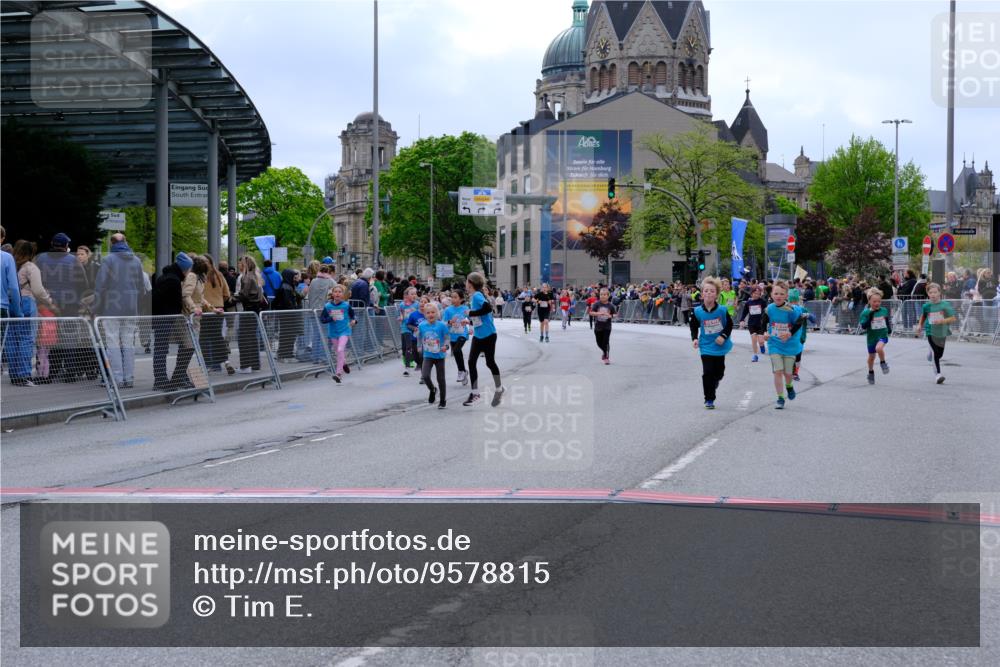 25.04.2026 - Das Zehntel Tim E. http://msf.ph/oto/9578815 25.04.2026 11:06:09 Ziel 5174, 5177, 5611, 5623, 5631, 5639, 5656, 6273, 6445, 6776, 6835, 6841, 6863, 7765, 7786, 7793 meine-sportfotos.de