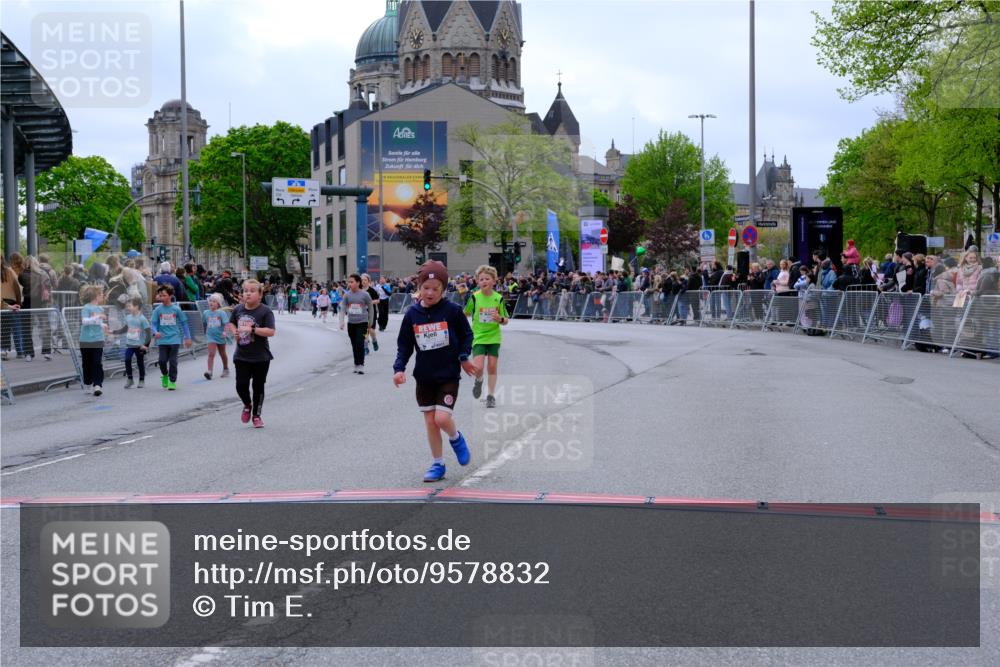 25.04.2026 - Das Zehntel Tim E. http://msf.ph/oto/9578832 25.04.2026 11:06:14 Ziel 5611, 5631, 5654, 5656, 5687, 6202, 6273, 6276, 6776, 6835, 6841, 6863, 7486, 7490, 7765, 7786, 7793 meine-sportfotos.de