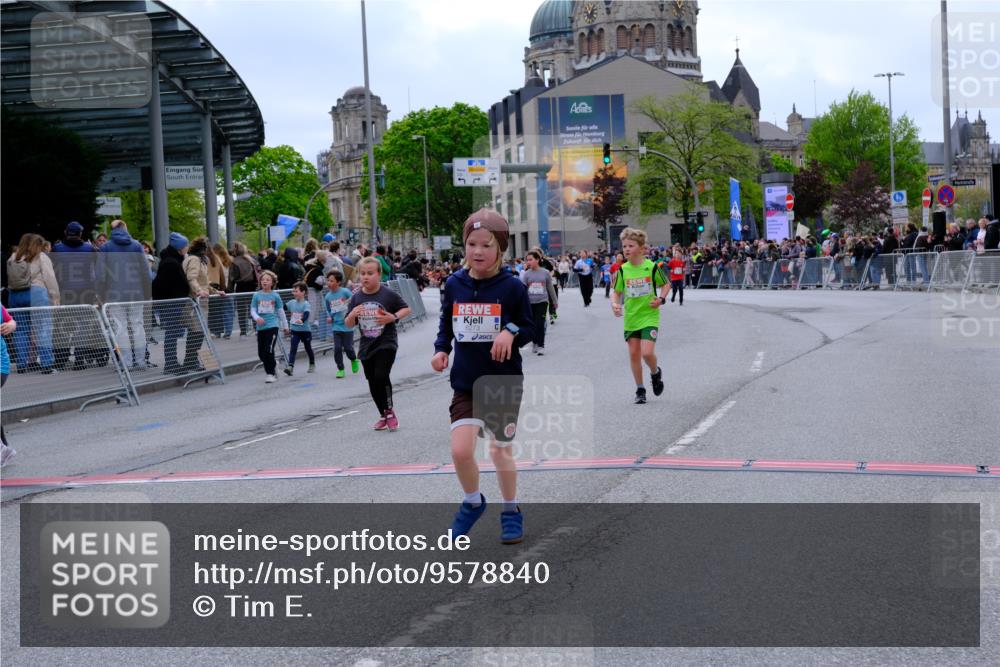 25.04.2026 - Das Zehntel Tim E. http://msf.ph/oto/9578840 25.04.2026 11:06:15 Ziel 5611, 5631, 5654, 5656, 5687, 6202, 6273, 6276, 6776, 6835, 6841, 6863, 7486, 7490, 7569, 7765, 7786, 7793 meine-sportfotos.de