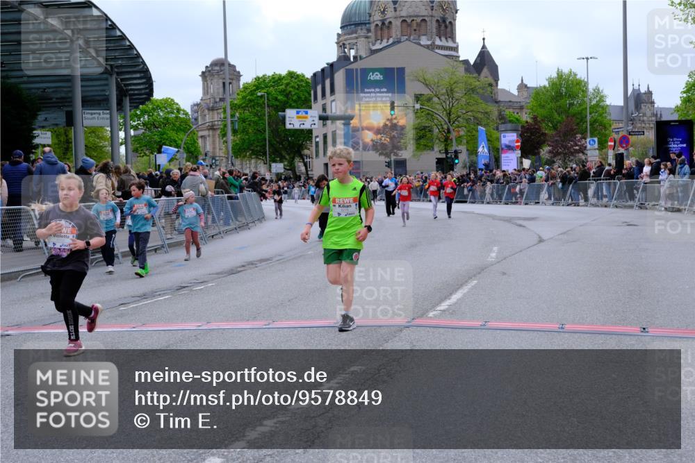 25.04.2026 - Das Zehntel Tim E. http://msf.ph/oto/9578849 25.04.2026 11:06:17 Ziel 5611, 5631, 5654, 5656, 5687, 6193, 6202, 6273, 6276, 6776, 6835, 6841, 6863, 7447, 7486, 7490, 7569, 7765, 7786, 7793 meine-sportfotos.de