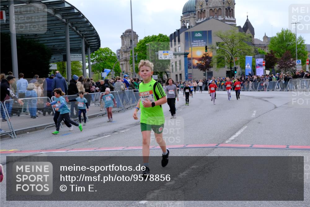25.04.2026 - Das Zehntel Tim E. http://msf.ph/oto/9578856 25.04.2026 11:06:18 Ziel 5506, 5611, 5631, 5654, 5656, 5687, 6172, 6193, 6202, 6273, 6276, 6776, 6835, 6841, 6863, 7447, 7486, 7490, 7569, 7765, 7786, 7793 meine-sportfotos.de