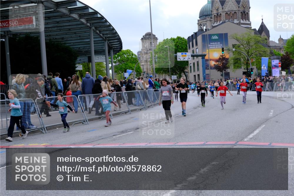 25.04.2026 - Das Zehntel Tim E. http://msf.ph/oto/9578862 25.04.2026 11:06:19 Ziel 5506, 5654, 5687, 6162, 6172, 6173, 6193, 6202, 6273, 6276, 6835, 6863, 7447, 7486, 7490, 7569, 7743, 7793 meine-sportfotos.de