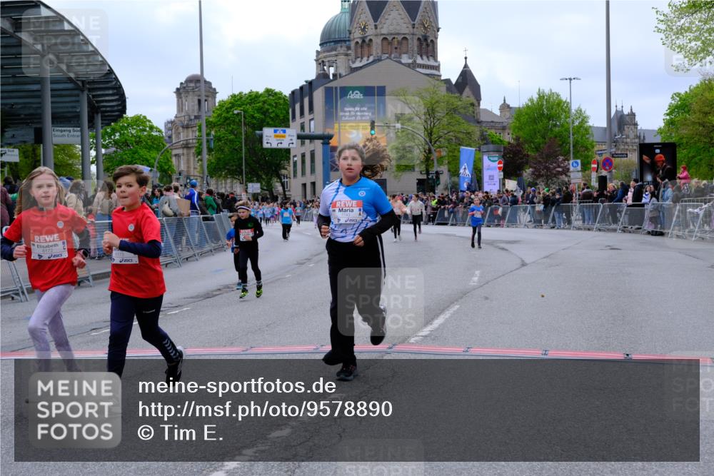 25.04.2026 - Das Zehntel Tim E. http://msf.ph/oto/9578890 25.04.2026 11:06:26 Ziel 5464, 5506, 6162, 6172, 6173, 6193, 6239, 6252, 6830, 6990, 7002, 7447, 7569, 7743, 8001 meine-sportfotos.de